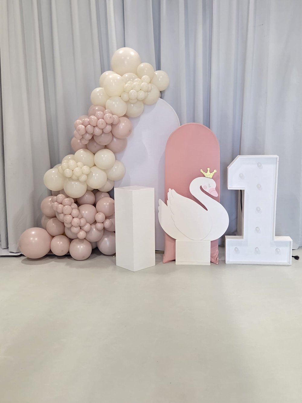 Backdrops & Styling